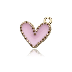 Dettaglio ciondolo a cuore in smalto rosa con bordo dorato per gioielli DIY