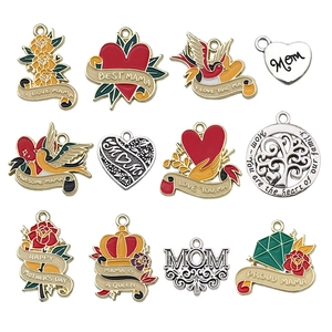 12er Set Emaille Muttertag Anhänger mit Herz- und Blumenmotiven für DIY Schmuckherstellung