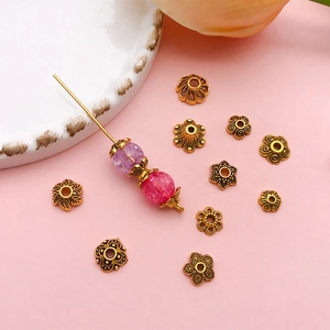 Détails de calottes de perles en forme de fleurs évidées dorées pour bijoux DIY
