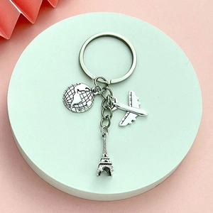 Travel Theme Zinc Alloy Keychain Eiffel Tower Globe Airplane Pendants Silver Key Ring For Bag Decor Men Women Gift