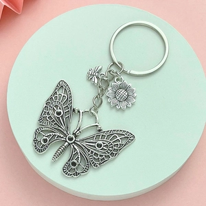 Vintage Zinc Alloy Hollow Butterfly Keychain With Sunflower And Bee Pendant Antique Silver Electroplated Decorative Keyring Accessory For Women