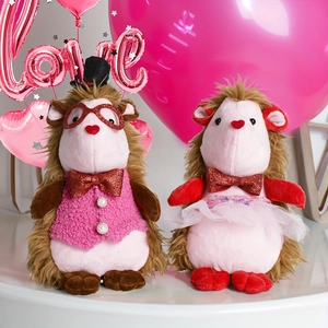 Plush hedgehog couple toys with Love heart balloons for Valentine Gift Decoration