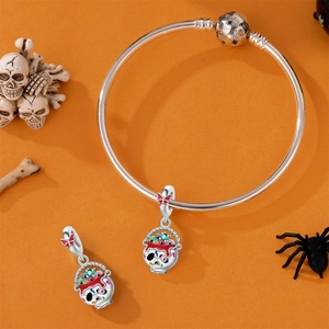 Zilveren Halloween-armband met pompoen- en schedelbedeltjes en gegraveerde sluiting