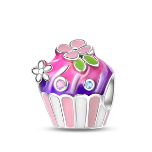 Détail du charme cupcake avec émail coloré et zircons brillants pour bracelets