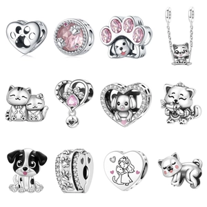S925 Placcato Argento Lega Gatto Cane Zampa Cuore Charms Perline Con Zirconia Smalto DIY Gioielli Accessori Per Bracciale Collana