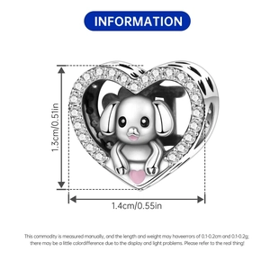 Dimensioni dettagliate dello charm a cuore in argento con cucciolo e pietra rosa