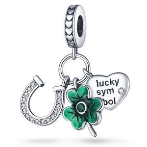 Pendentif trèfle et fer à cheval en argent avec pierres de zircone vertes étincelantes