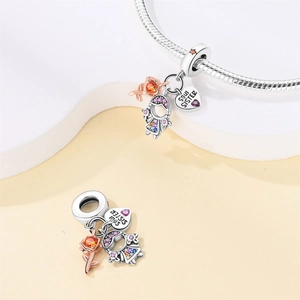 Colgante Soul Sister de plata con corazón rosa y detalles de circonita púrpura