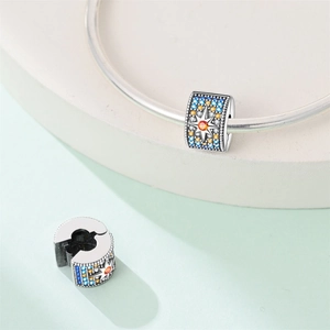 S925 Stern-Sicherheitsclip mit bunten Zirkonia für DIY-Charm-Armbänder im Design