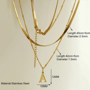 Collier double couche en acier inoxydable doré avec serpentine et pendentif A