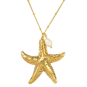 Collana con ciondolo a stella marina dorata con perla barocca e trama martellata su bianco