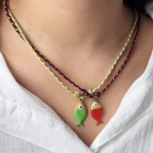 Collar de Cuerda Tejido a Mano Bohemio Colgante de Pez de Acero Inoxidable Esmaltado Ojo Turco Cadena de Clavícula Ajustable