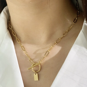 Collar con Colgante de Letra Cuadrada de Acero Inoxidable Oro Plata Inicial Alfabeto Cadena de Clip Cierre de Barra Joyería para Mujer