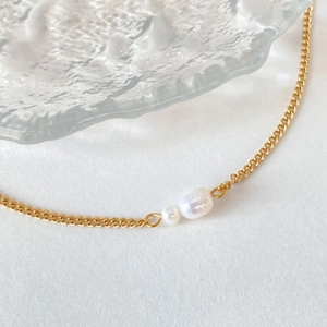 14K goud vergulde roestvrijstalen schakelketting met twee natuurlijke zoetwaterparels