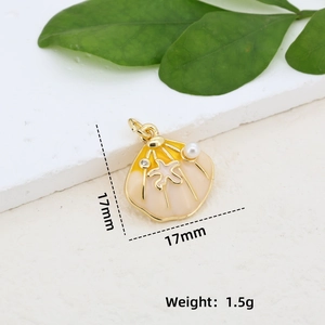 Gold-plated sea shell and starfish pendant with pearl and zircon inlay, 17mm size