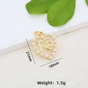 Herzanhänger aus Gold mit Perlenrand und Fe-Gravur, 21 mm handgefertigter Charme