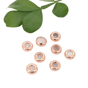 Cuentas de tope de acero inoxidable oro rosa con silicona para joyería artesanal