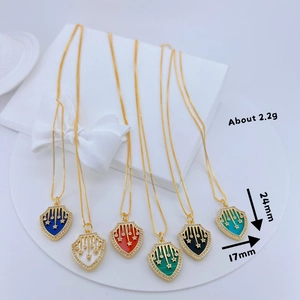 Vintage Shield Pendant Necklace For Women 18K Gold Plated Copper Micro Zirconia Inlaid Star Meteor Pattern Shield Jewelry Gift