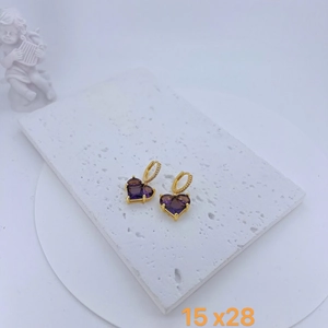 Detailed close-up of 15x28mm gold-plated heart earrings with purple zircons