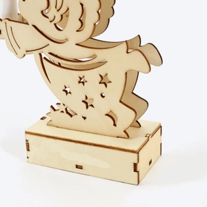 Décoration de table ange de Noël en bois avec LED et détails découpés au laser