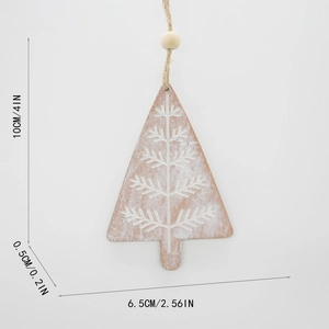 Detailed dimensions of wooden Christmas tree ornament with pine texture and hemp rope