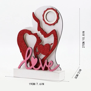 Romantische LED Holz Herzdeko zum Valentinstag mit Love-Schriftzug und Silhouetten