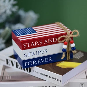 Décoration de faux livres en bois patriotique avec motif Stars and Stripes et perles