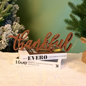 Thankful Wooden Word Sign Tabletop Decor Brown MDF Decorative Plaque For Thanksgiving Fall Harvest Home Office Ornament