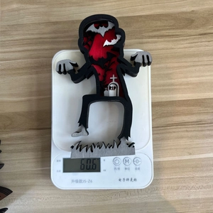 Detailed view of 60.6g weight for Halloween wooden zombie sculpture with bat cutout