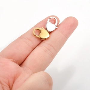 Chiusure a moschettone a forma di cuore in acciaio inossidabile per la creazione di gioielli