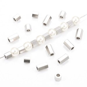 Kit gioielli fai-da-te con perle esagonali in acciaio inox e perle bianche tonde