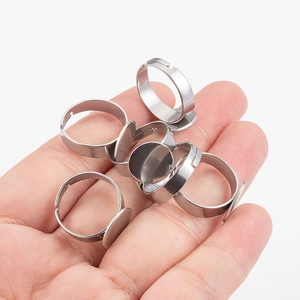 Adjustable stainless steel ring base for DIY jewelry making with round flat tray