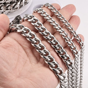 Chaînes gourmettes en acier inoxydable poli de quatre largeurs pour bijoux DIY