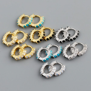 Boucles d'Oreilles Créoles en Argent Sterling 925 Zirconia Opale Artificielle Boucles d'Oreilles Huggie Rondes Incrustées Mode pour Femme Bijoux Plaqués Or