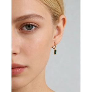 Élégantes boucles d'oreilles en argent S925 avec zircon émeraude rectangulaire pour femme