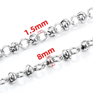 Roestvrijstalen ketting met ringen van 1,5mm en getextureerde kralen van 8mm