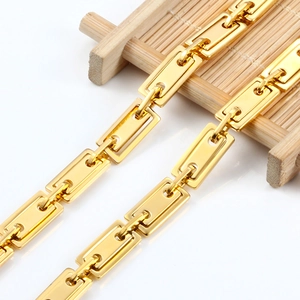 Collier chaîne carrée en acier inoxydable doré fait main avec maillons punk brillants