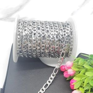Catena a maglie Figaro argento su bobina per creazione di collane e bracciali fai-da-te