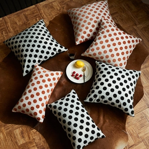 Housses de coussin décoratives à pois de formes carrée et rectangulaire pour canapé