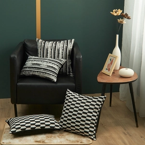 Italian Style Yarn Dyed Jacquard Cushion Cover Minimalist Black White Geometric Stripe Grid Sofa Decorative Pillowcase
