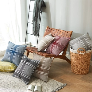 Nordic minimalist thick linen pillow covers with classic British plaid patterns and fringe