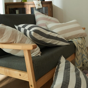Fodere per cuscini in cotone e lino a righe geometriche toni Morandi per divano