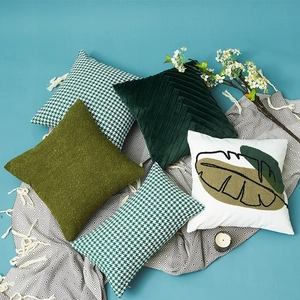 Nordic Ins Style Chenille Cushion Cover Moss Green Houndstooth Embroidered Leaf Handmade Pleated Decorative Pillowcase For Sofa
