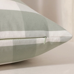 Housse de coussin en toile vichy verte et blanche avec fermeture éclair invisible et tissage
