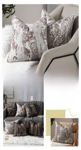 Détail de la taie d'oreiller en jacquard de précision avec texture marbre moderne
