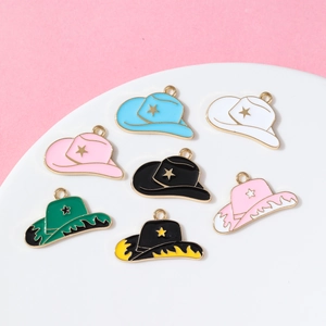 Set de dijes de sombrero de vaquero esmaltados en varios estilos para joyería DIY