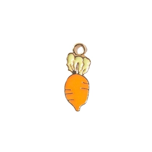 Handmade enamel carrot pendant charm with gold plating for DIY jewelry necklaces