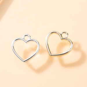 Ciondoli a cuore con freccia per collane in metallo color oro e argento lucido