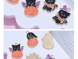 Détail de pendentifs d'Halloween en émail citrouille et chat noir avec plaquage or pour DIY