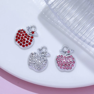 Trois pendentifs pomme en cristal rouge, blanc et rose pour la création de bijoux
